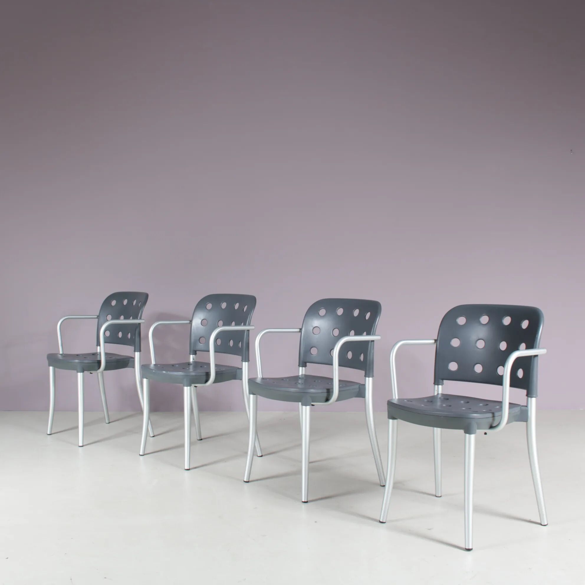 Set of 4 "Minni" chairs from the 1980s by Antonio Citterio for Halifax, Italy