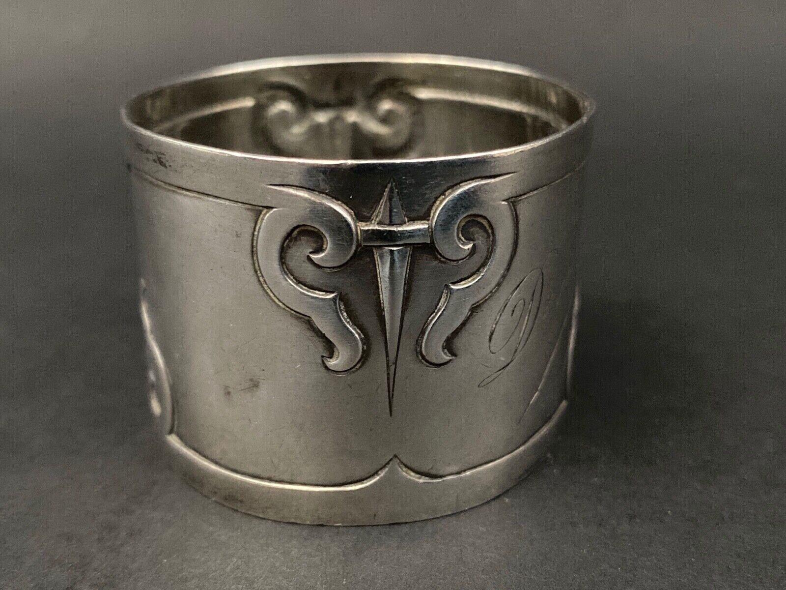 Solid silver towel ring punch minerva denise xxe