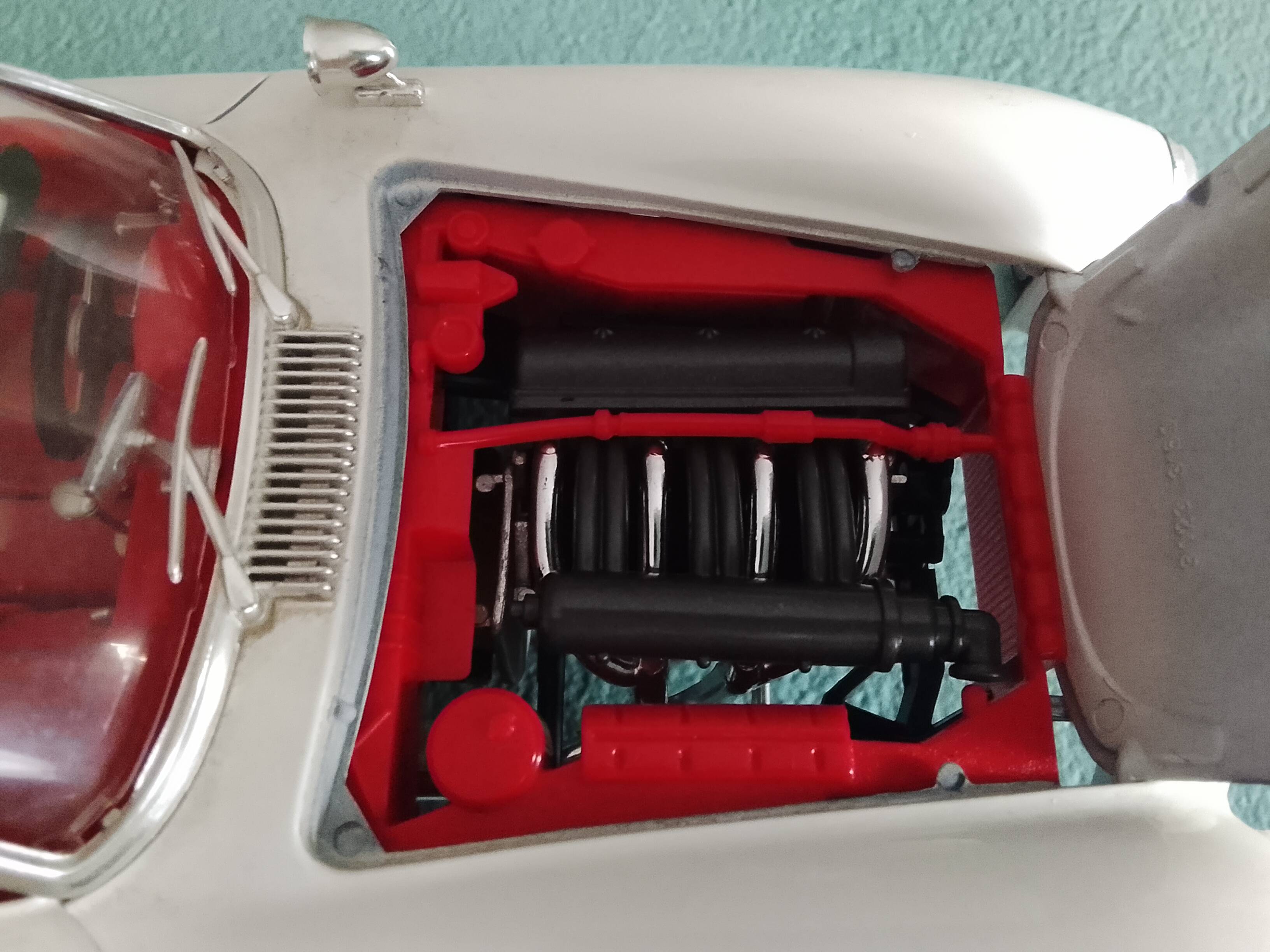 Miniature Mercedes-Benz 300 SL convertible