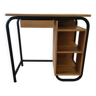 Children's desk