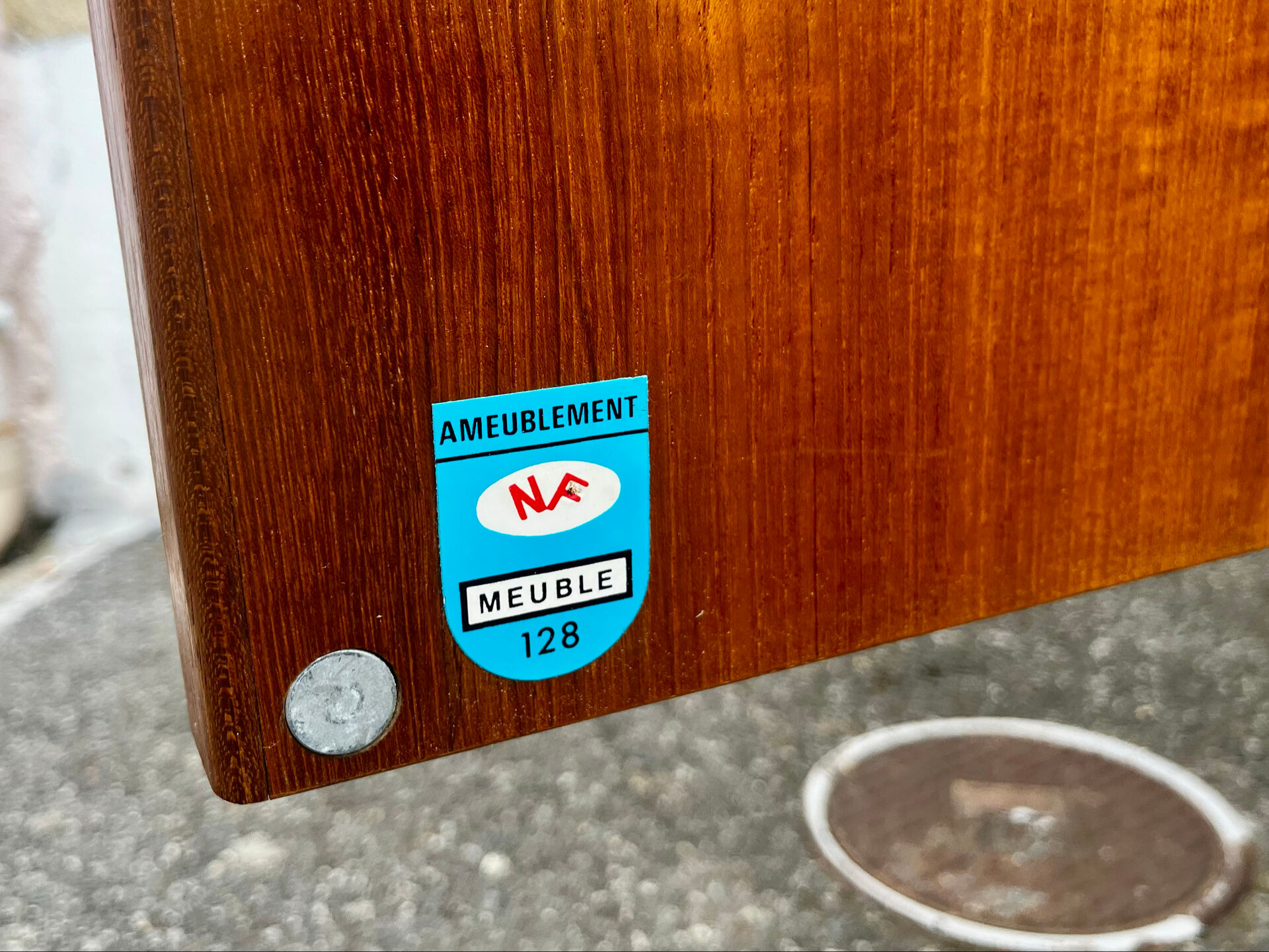Teak enfilade