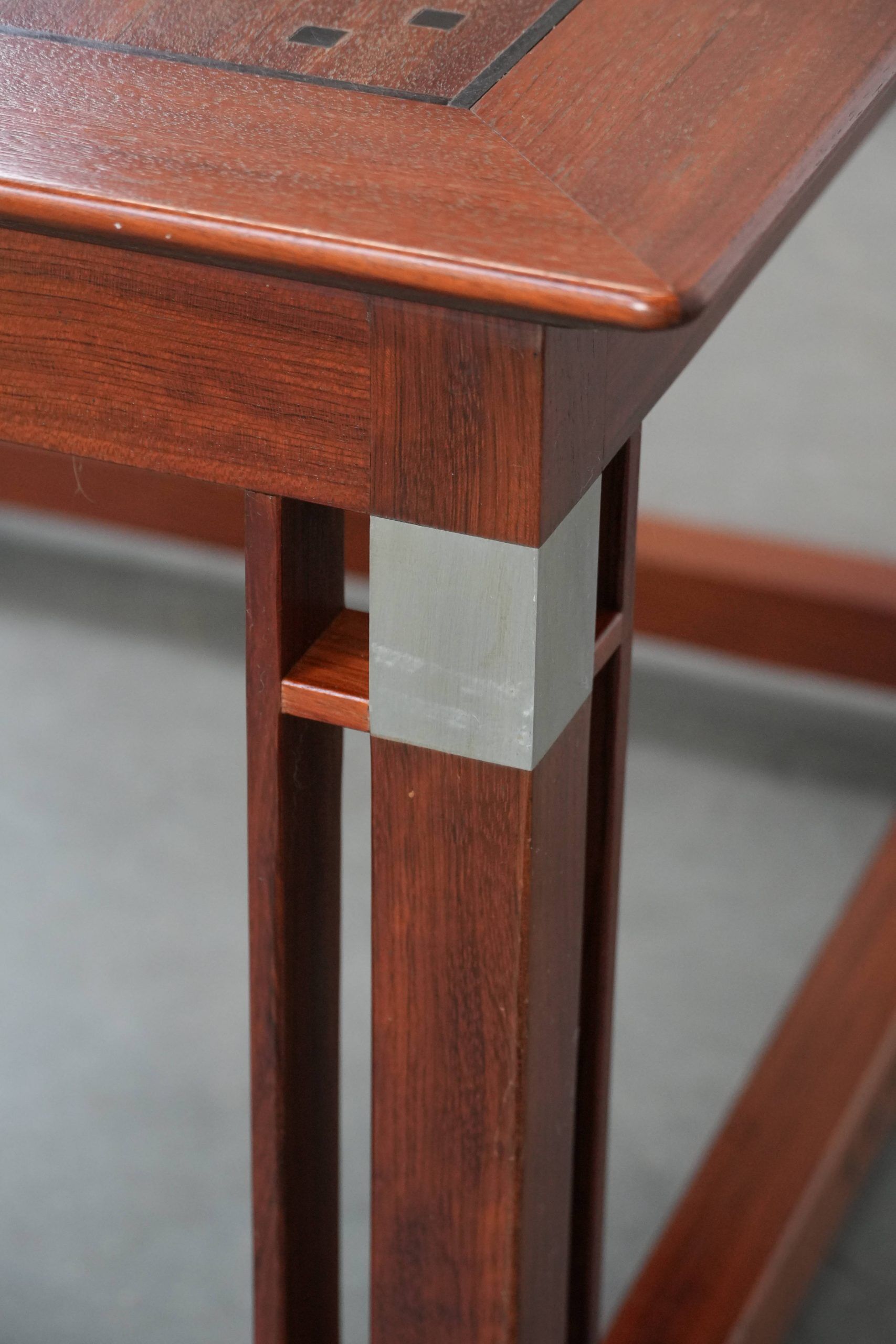 Square Art Deco design side/coffee table