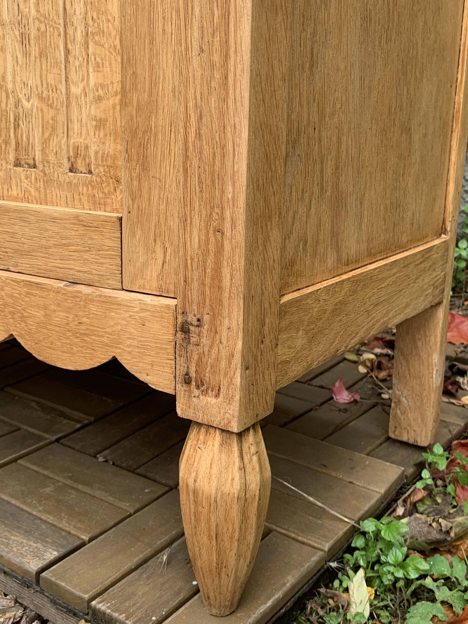 Asymmetrical Art Deco glass-fronted Parisian wardrobe in raw oak, 1930.