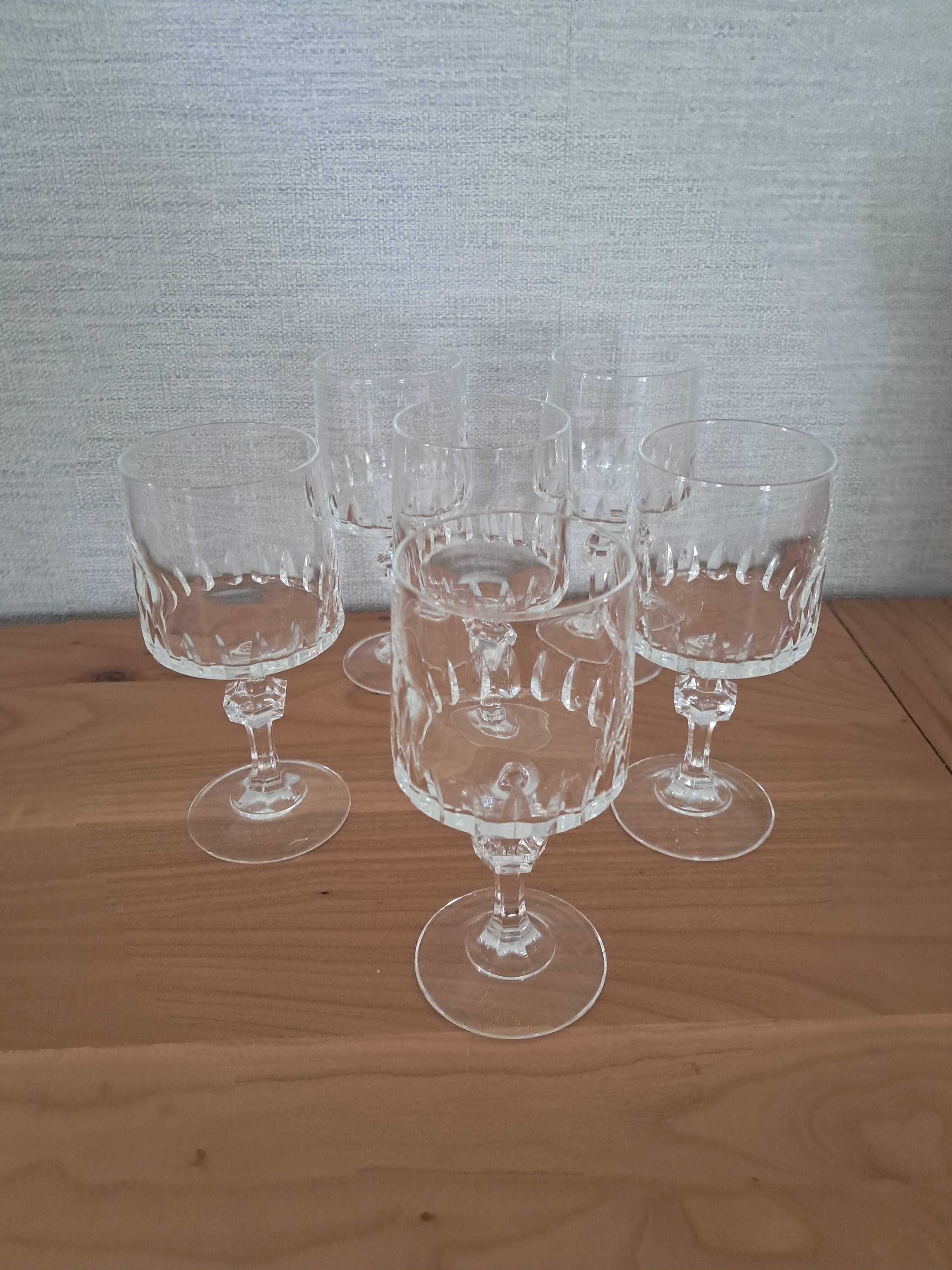 6 crystal white wine glasses model Vendôme