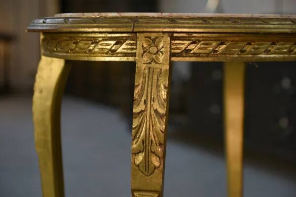 Side table with curved base in gilded carved wood, Louis XVI style, 20th century