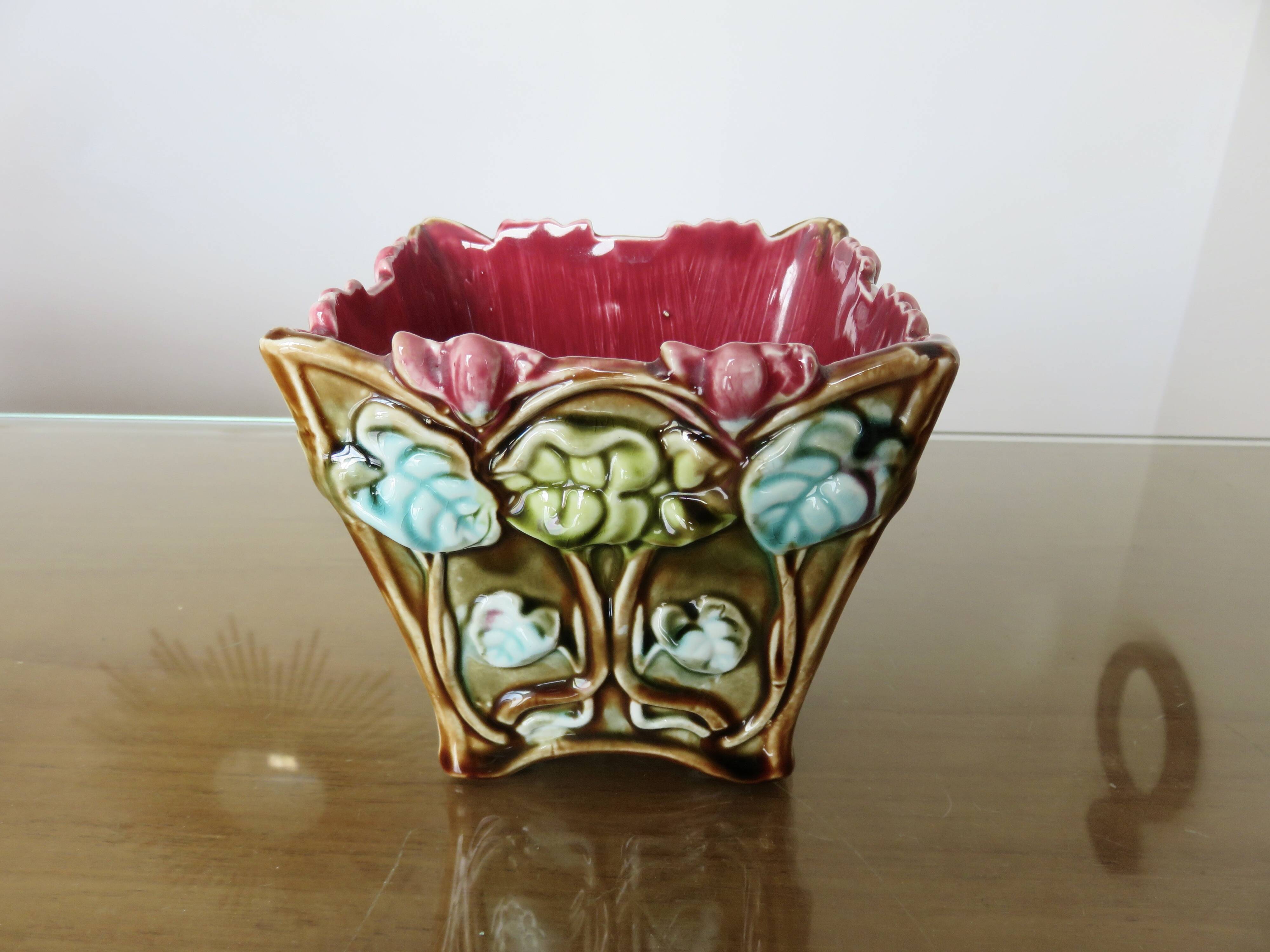 Vase, art nouveau cache pot, in barbotine, Onnaing majolica with floral motif.