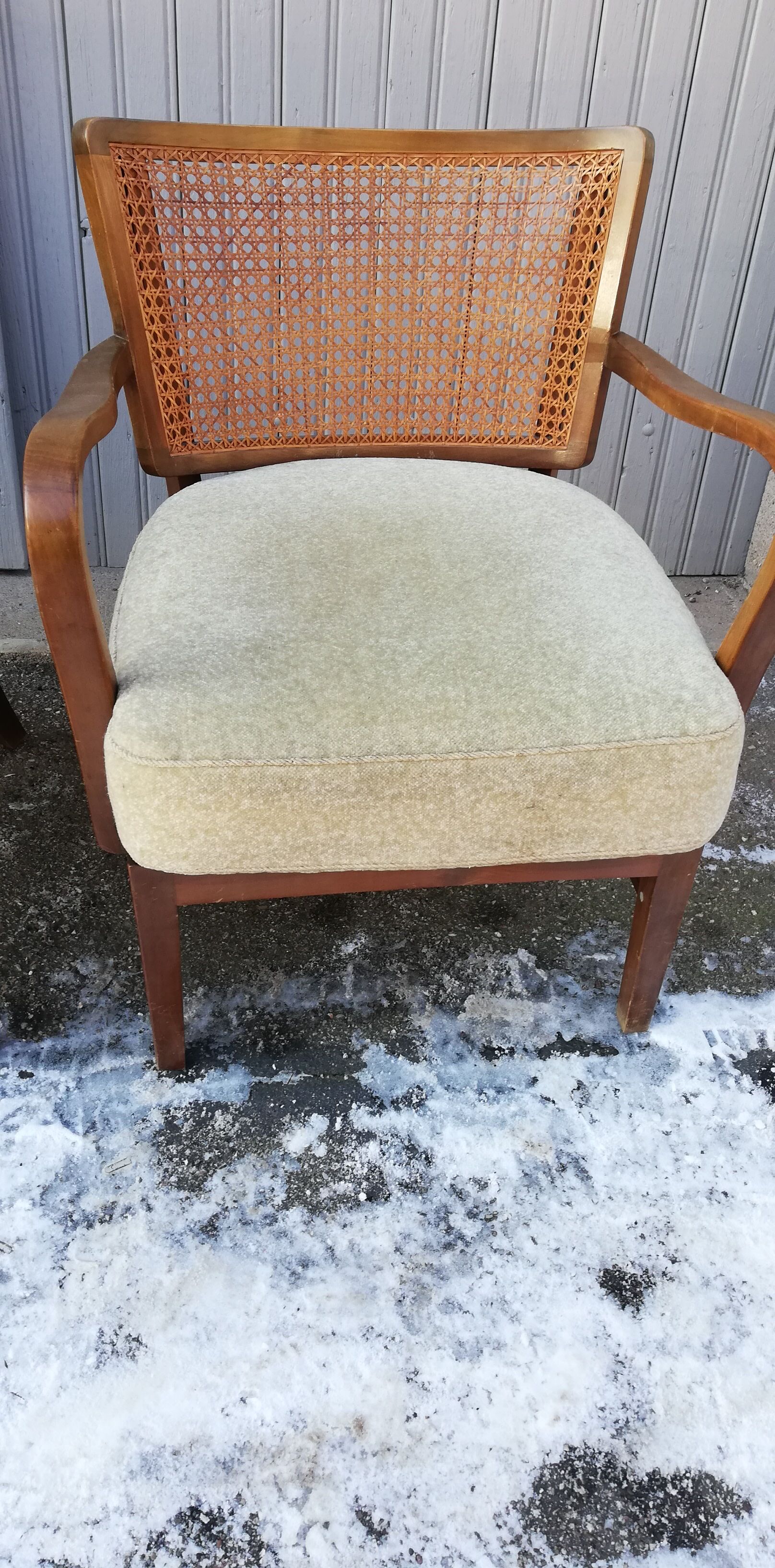 Paire de fauteuils vintage cannage