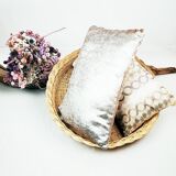 Round wicker tray