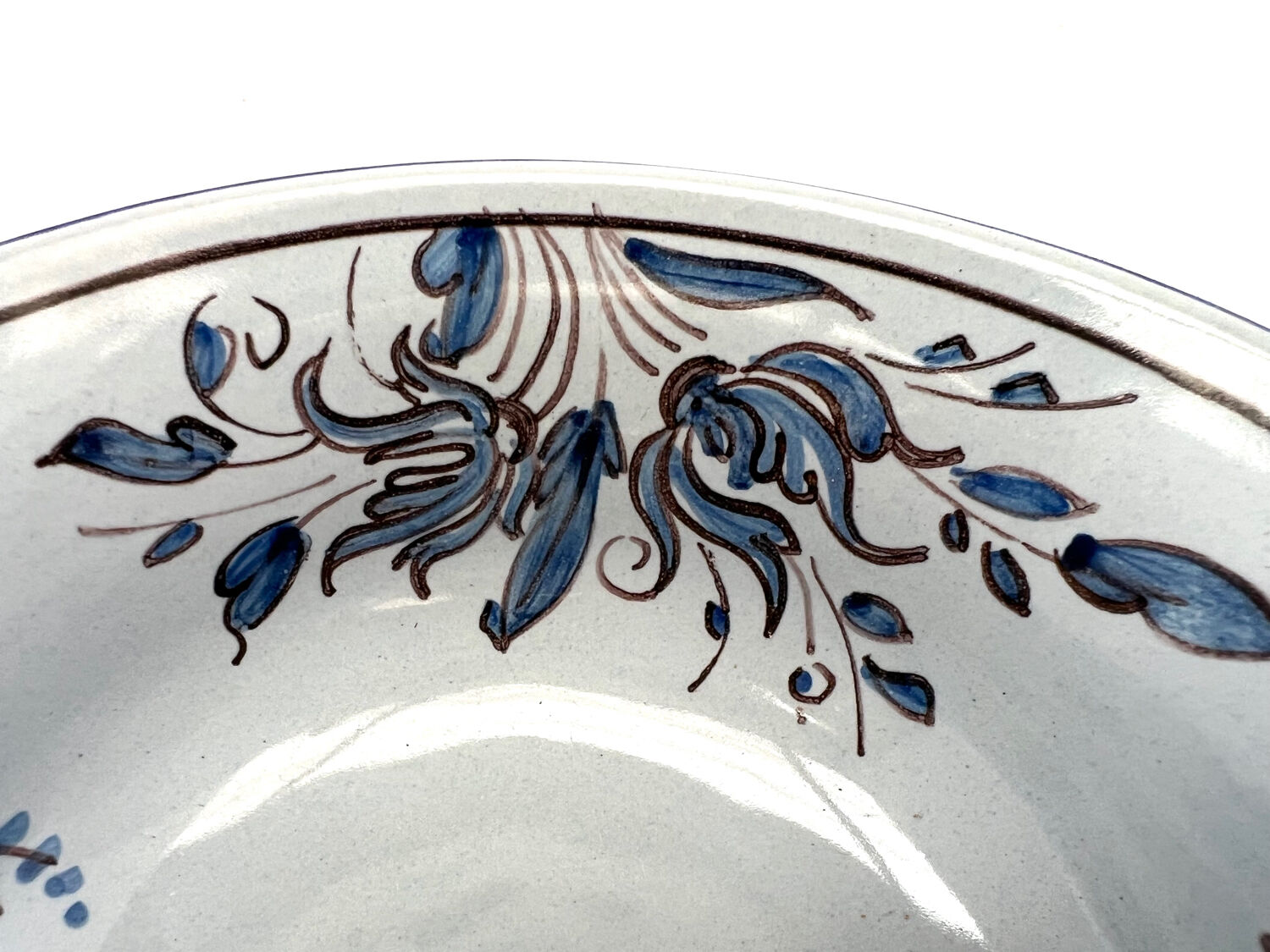 Nevers Montagnon earthenware bowl cup