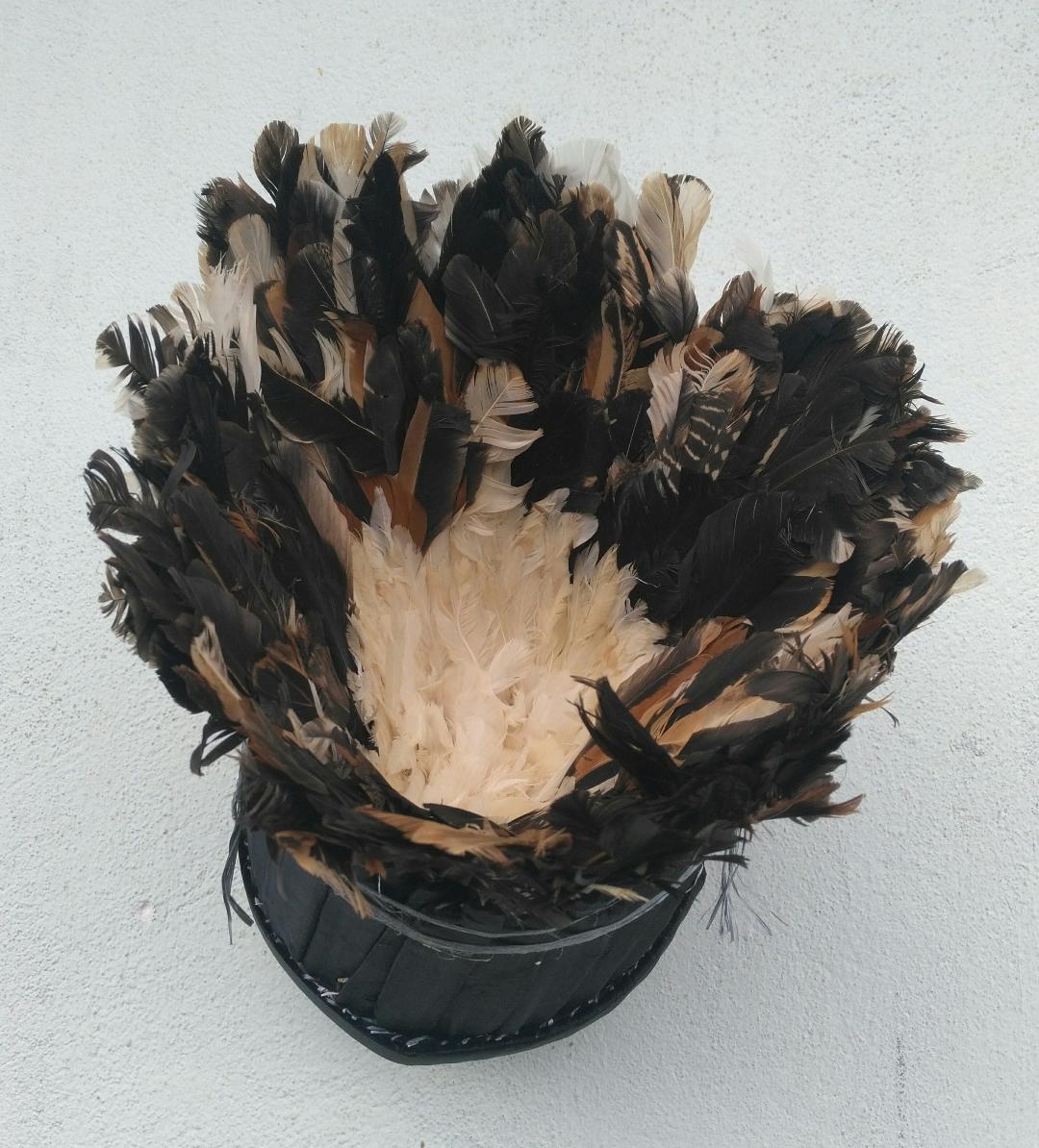 Juju hat white natural contour of 35 cm