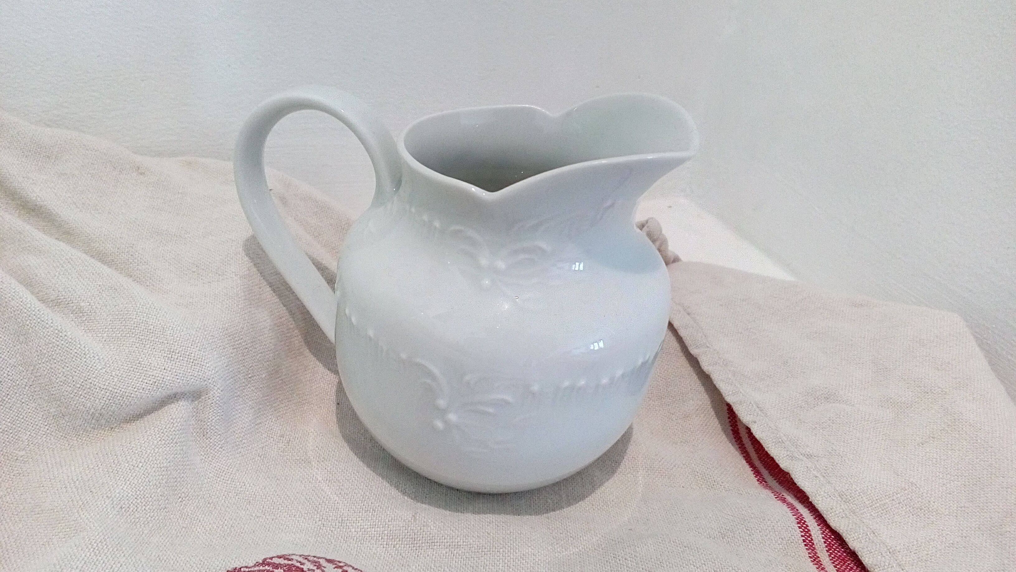 Creamer milk jar in white porcelain