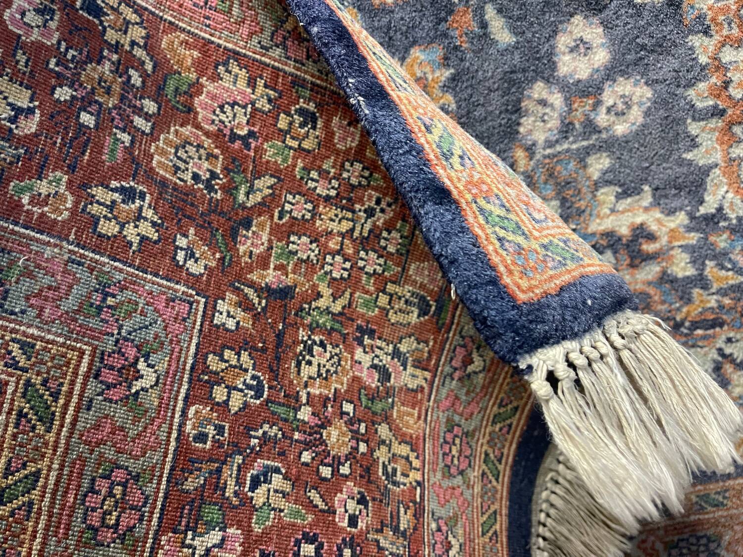 Handmade wool Iranian carpet - 2.45m x 1.40m