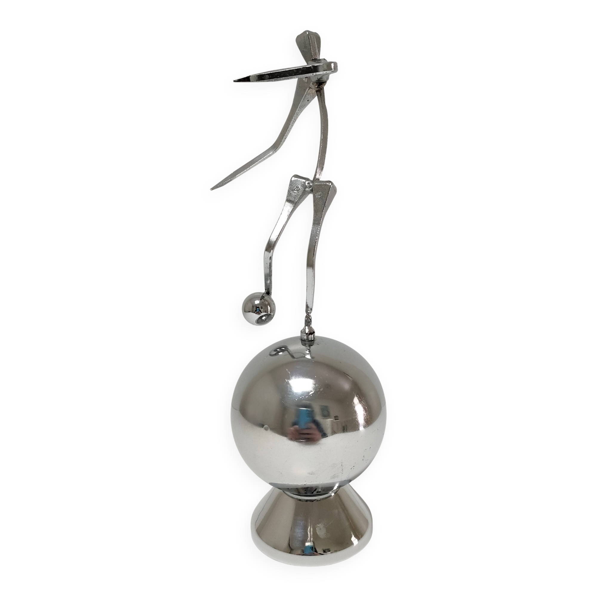 steel sculpture, sportsman's hallmark, goldsmith's crown
