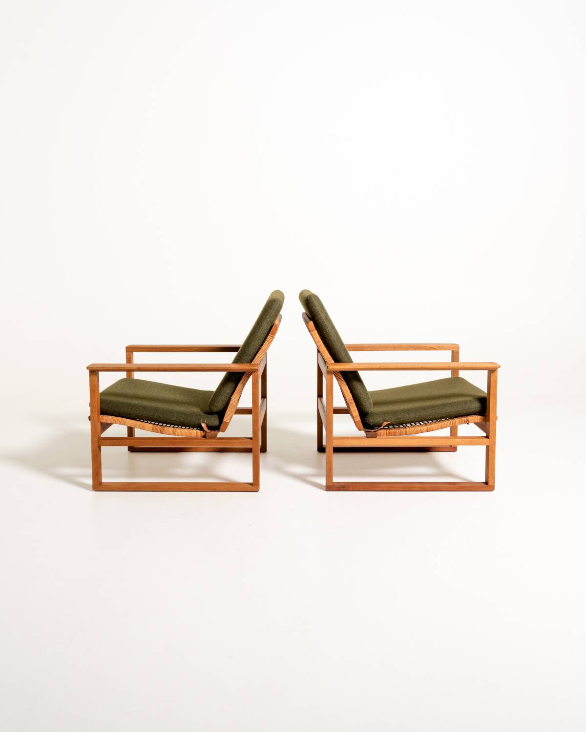 Pair of “Medestolen” armchairs by Børge Mogensen for Fredericia, 1956-57