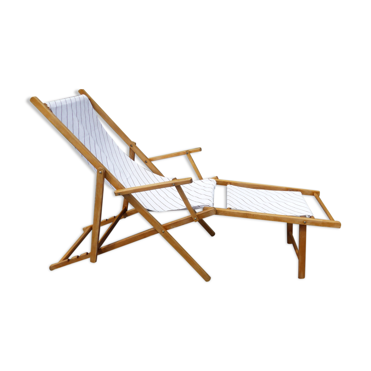 Chilean with footrest