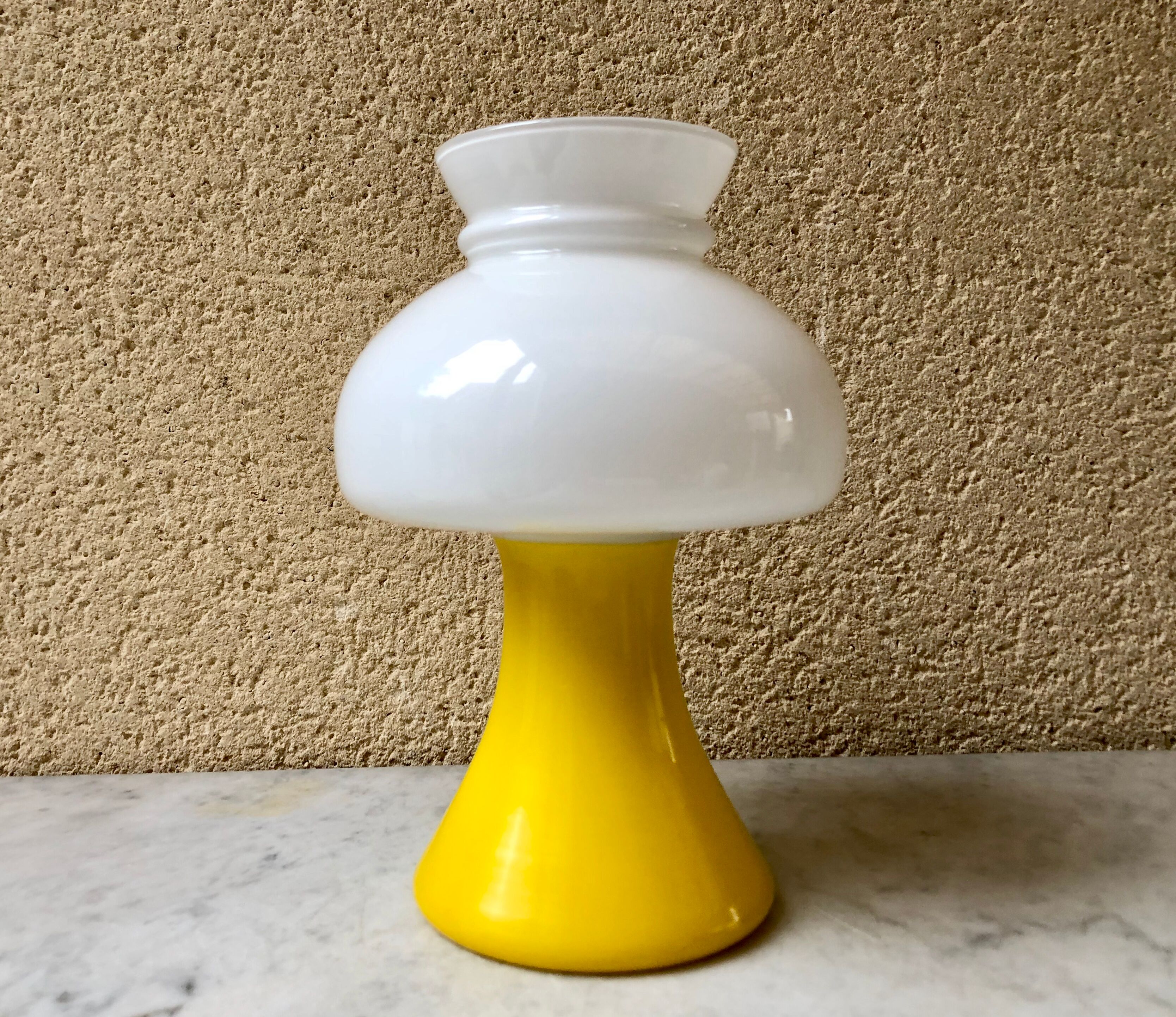 Bedside lamp glass opalin vintage 70