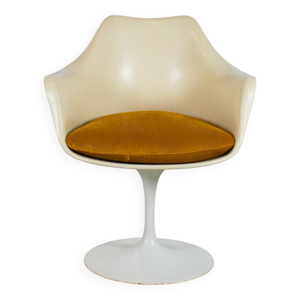 Fauteuil Tulip par Eero Saarinen pour Knoll International