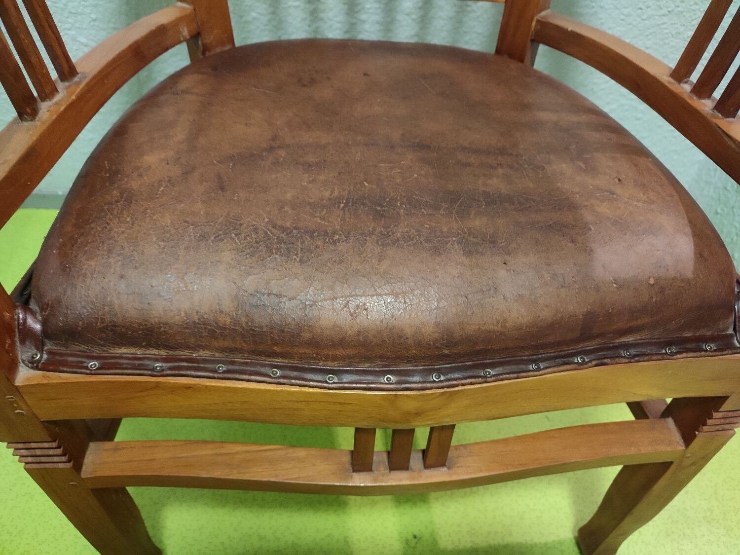 Fauteuil de bureau en teck et cuir vintage