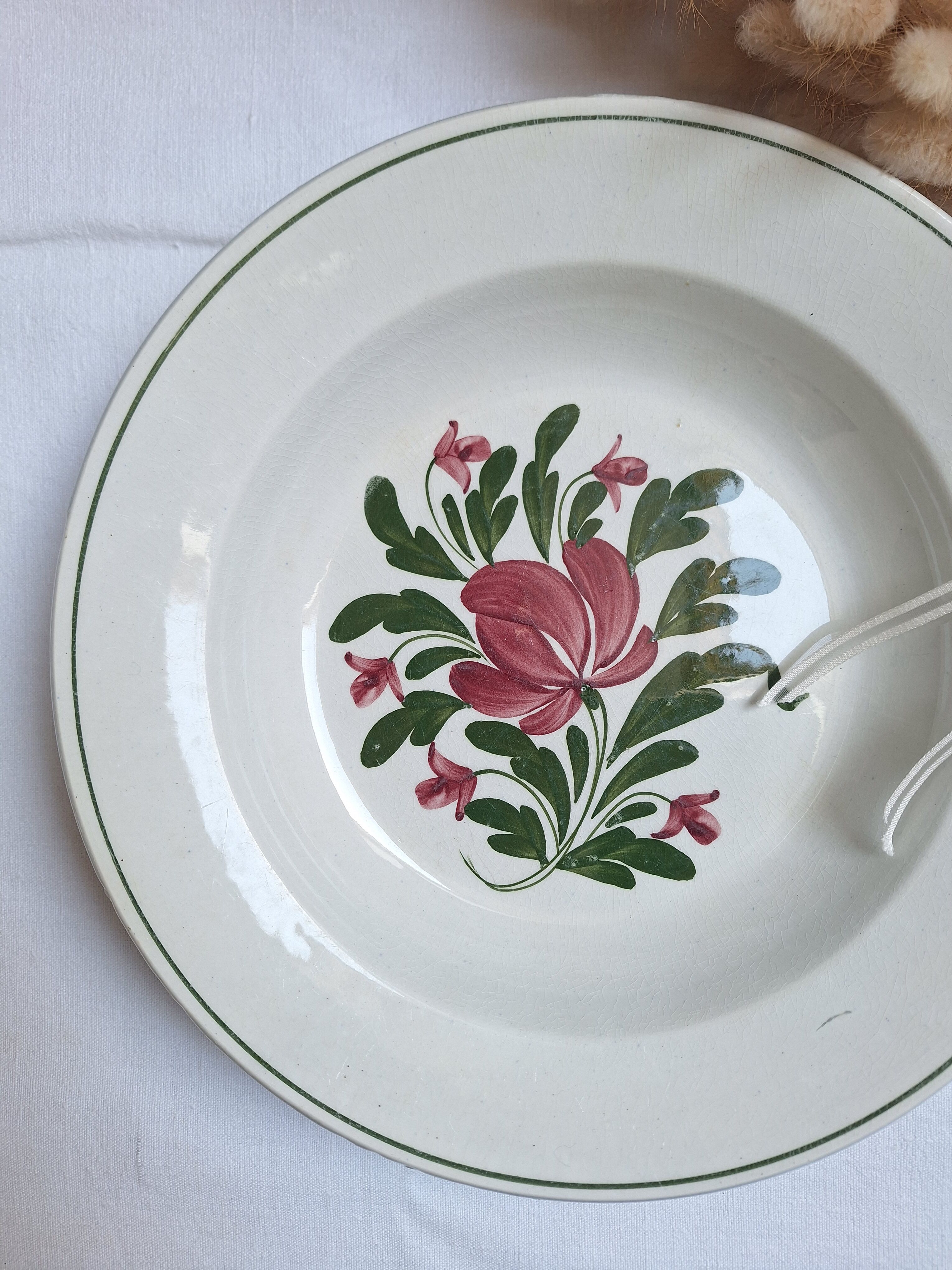 Shallow round plate K&G Luneville