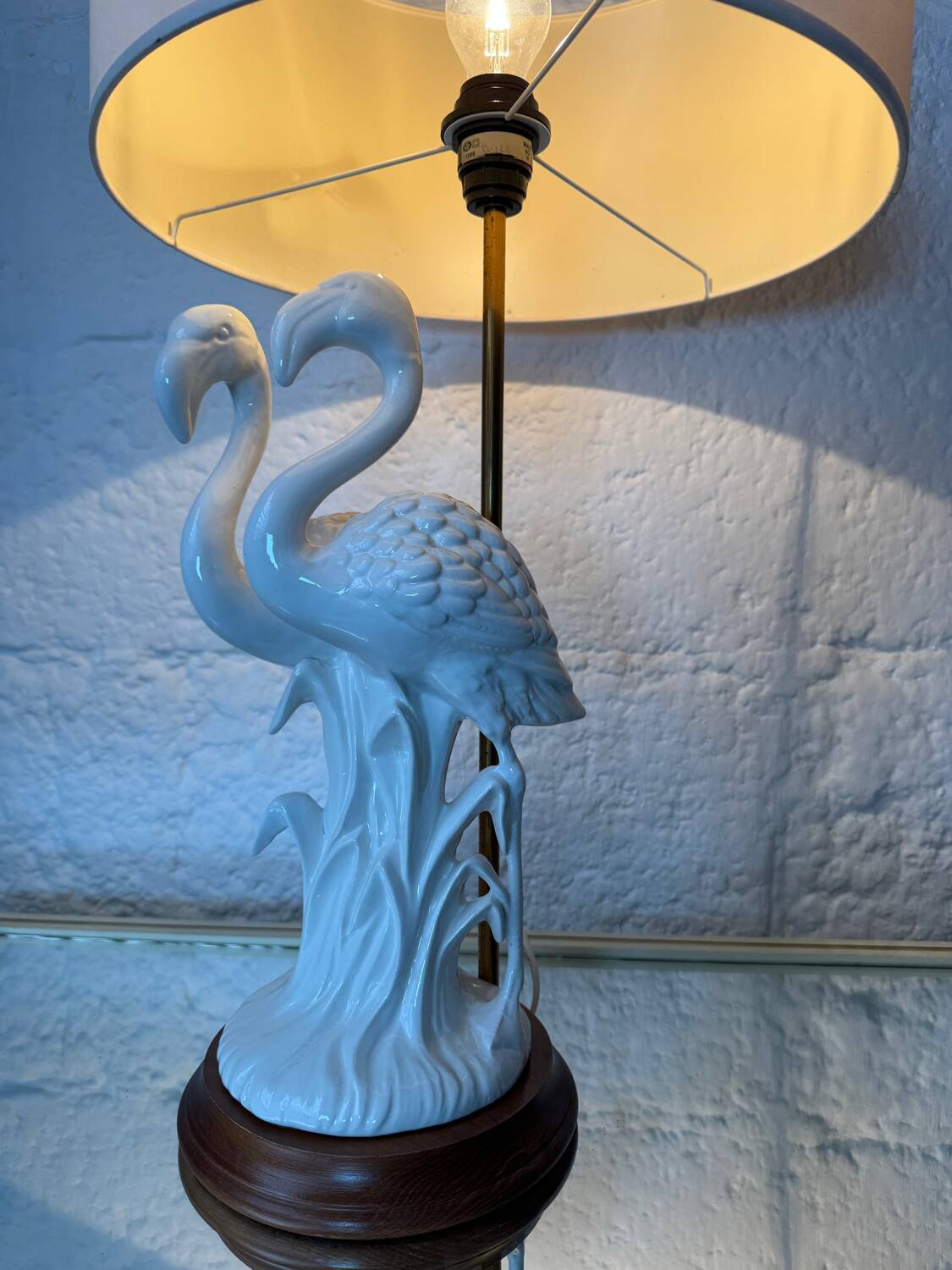 Porcelain lamp with pink flamingos from the 1980s.