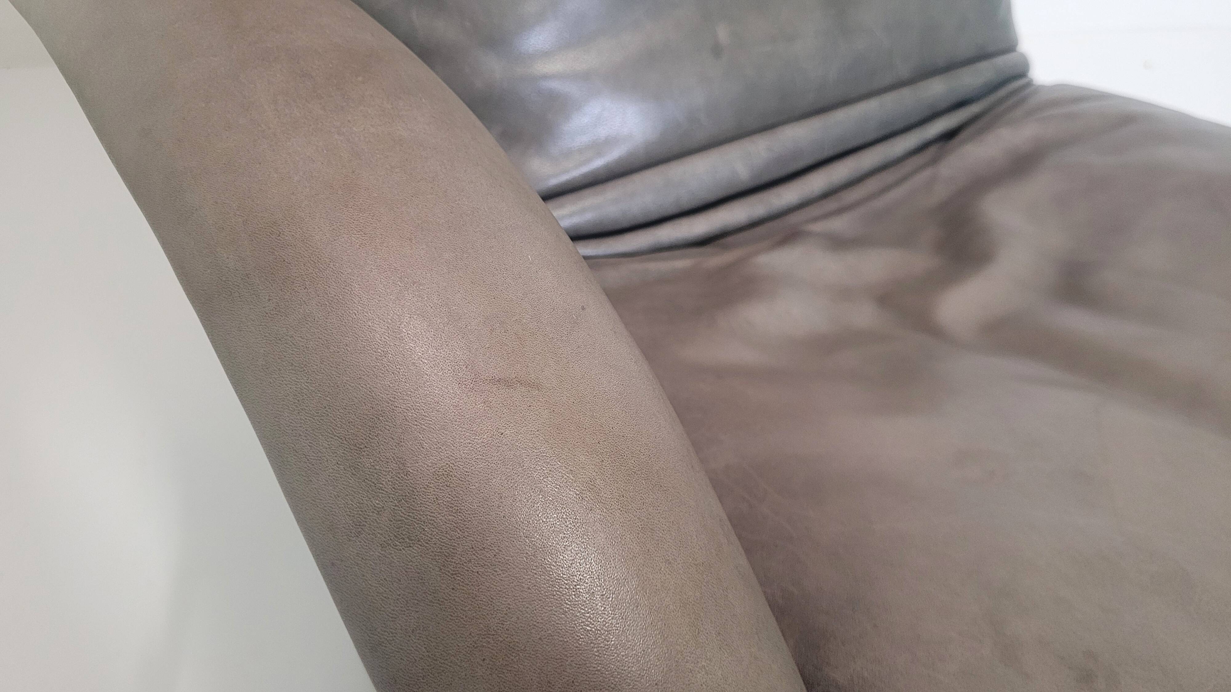 Jori Yoga Recliner – Mono-Move