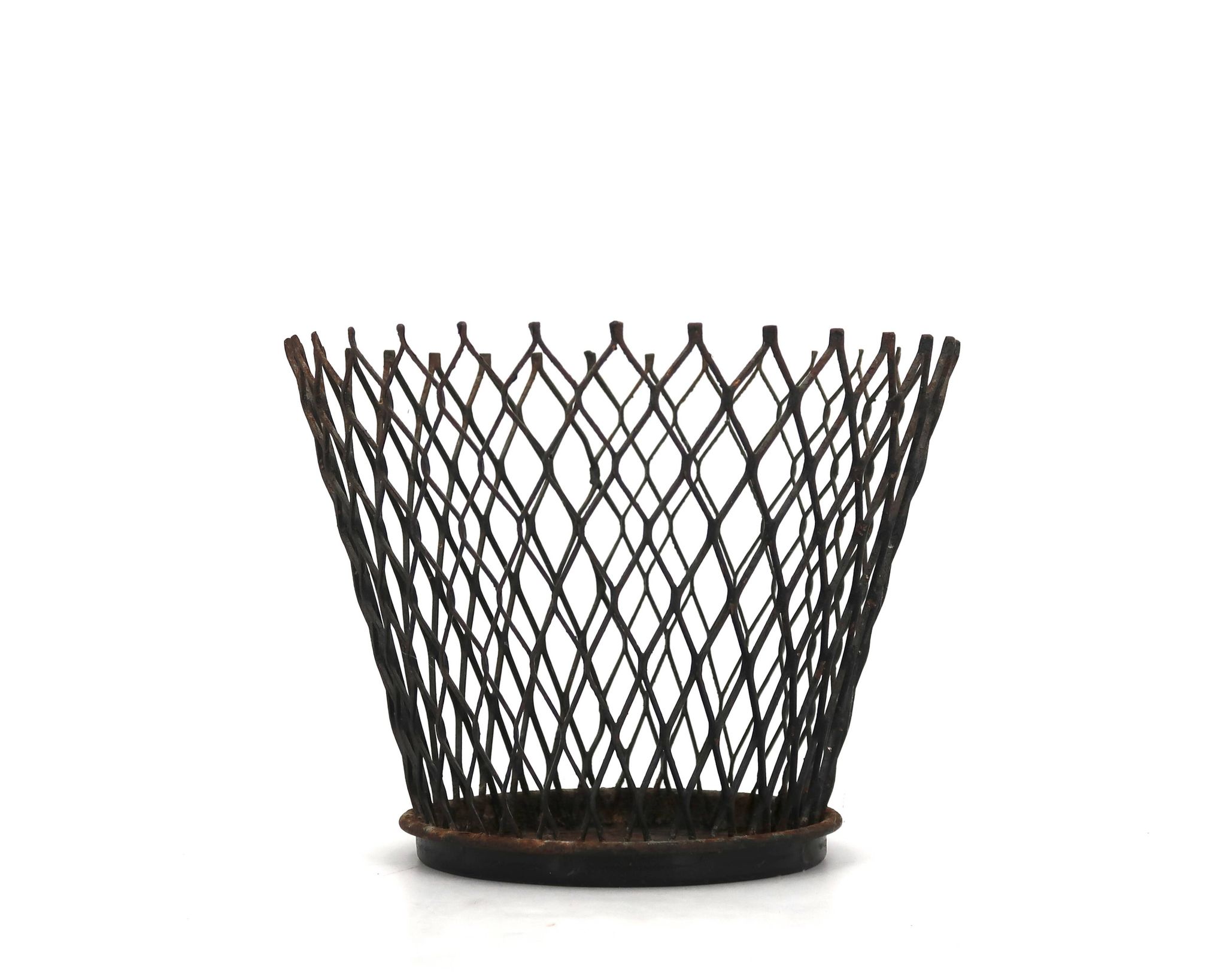 Black mesh metal cache pot in the style of Mathieu Matégot, 1950s.