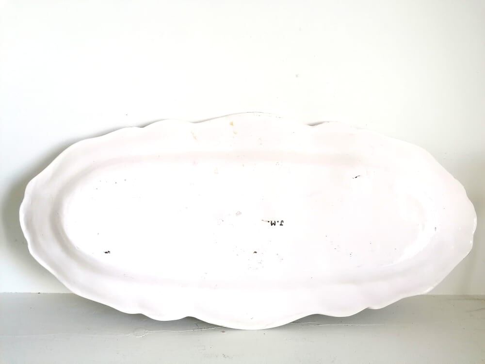 Large dish in Moustiers earthenware