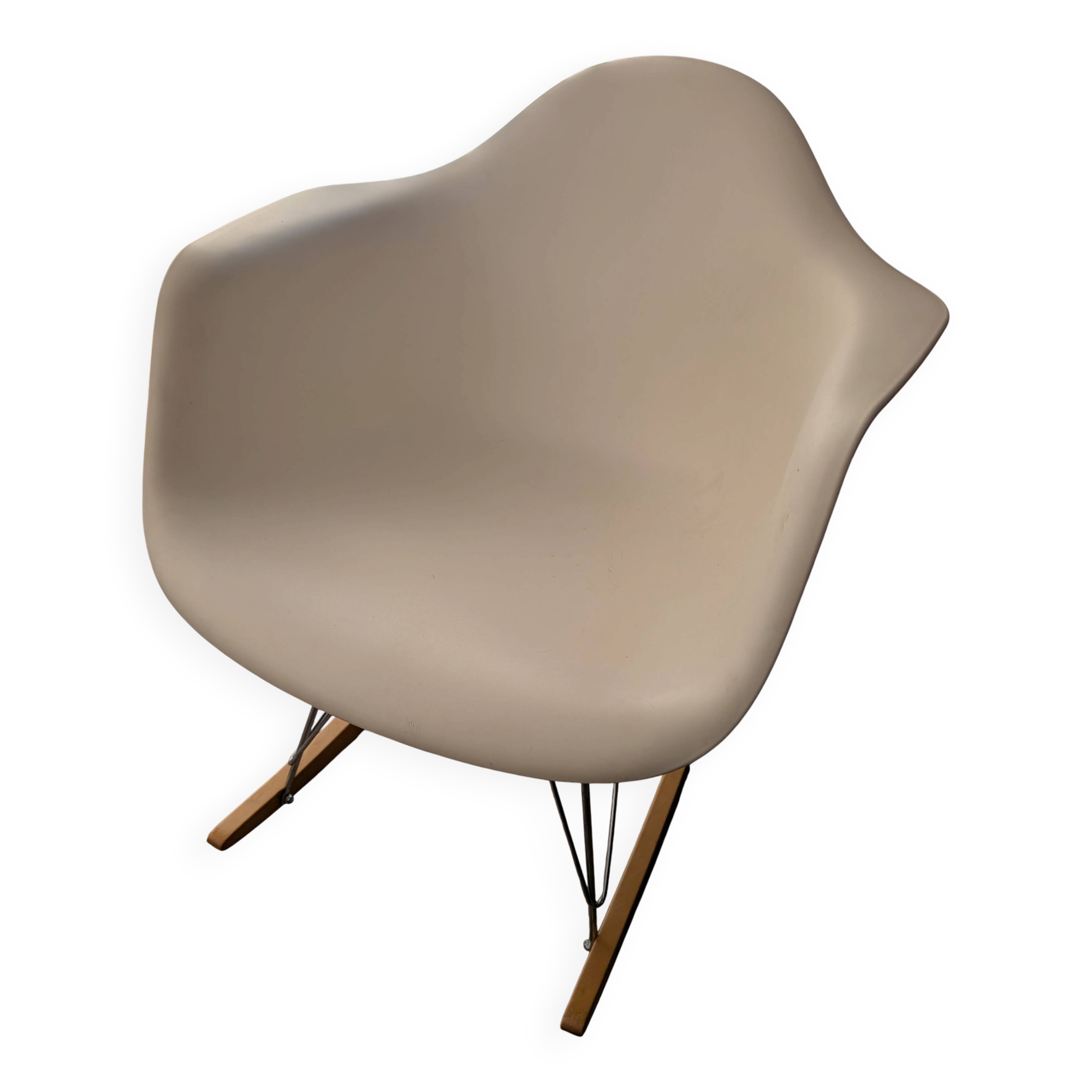 Fauteuil a bascule Rar eames