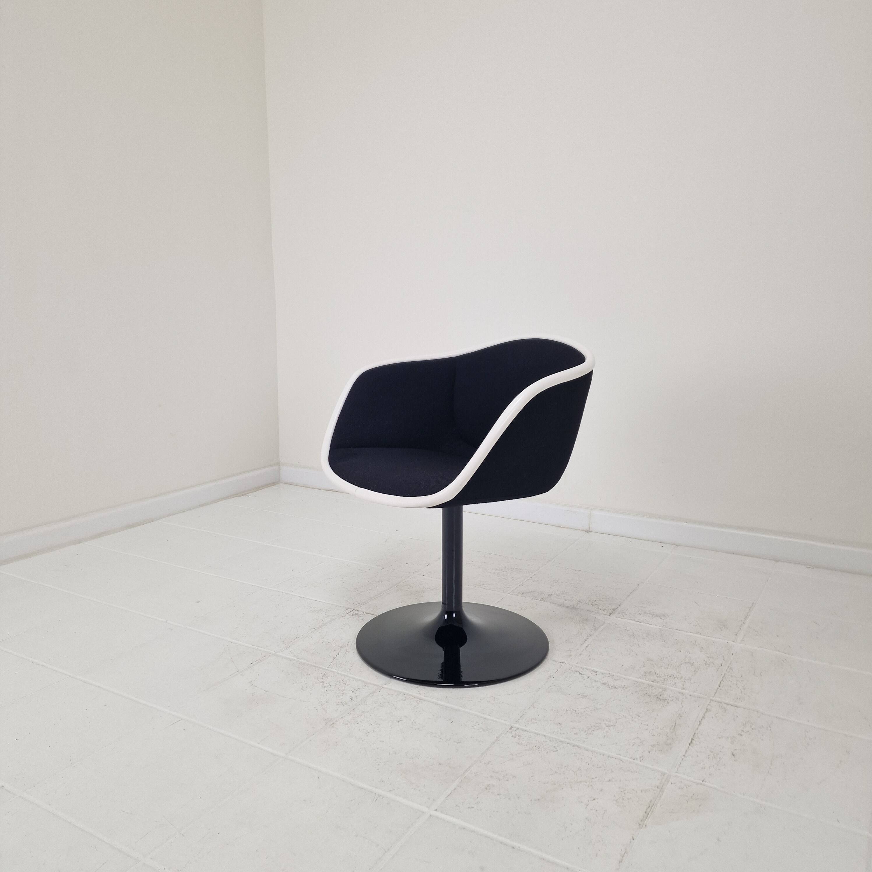 Fauteuil pivotant Artifort F8800 rare par Pierre Paulin, années 1970.