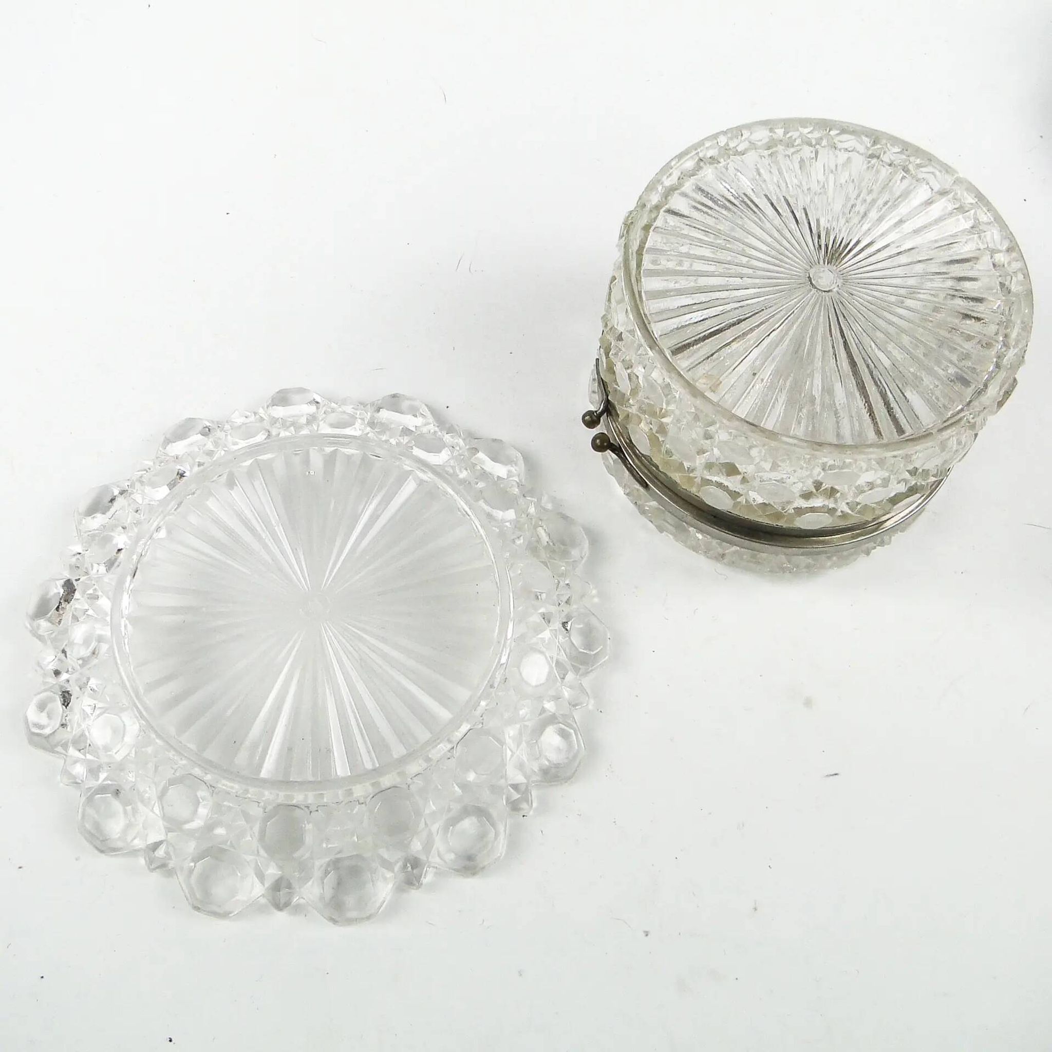 Art Deco bonbonniere, glass, HSG Ząbkowice, Poland, 1930s
