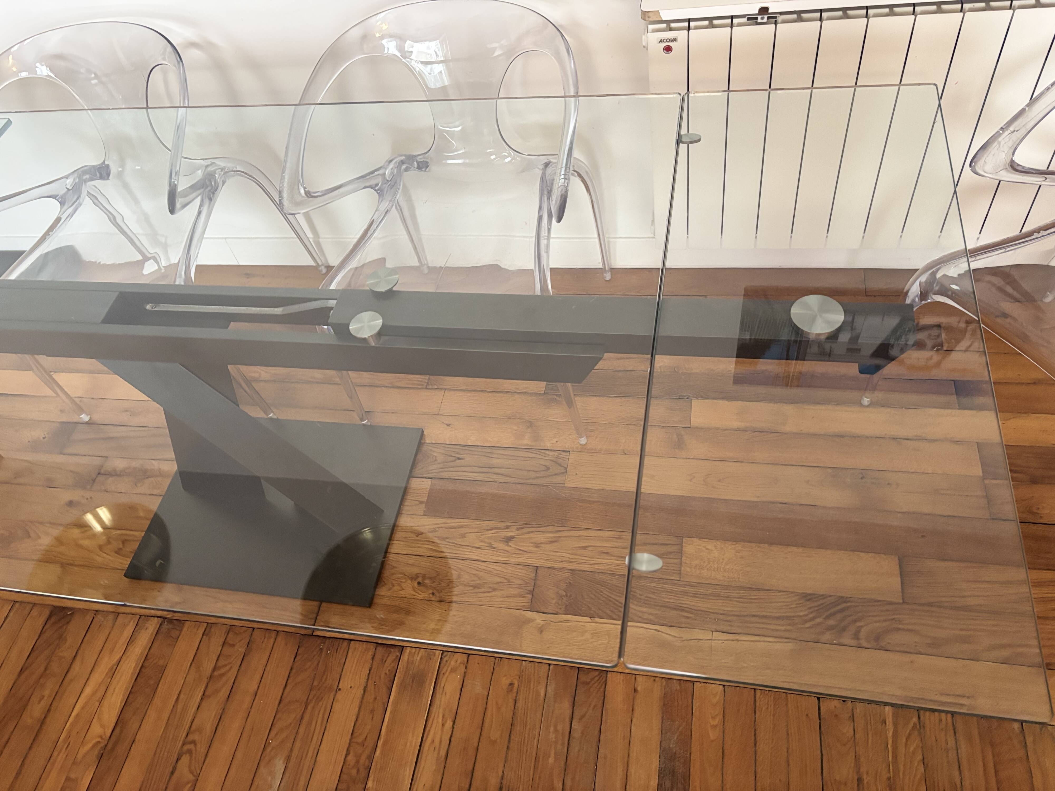 Table de repas roche bobois avec 2 allonges de 40 cm intégrées