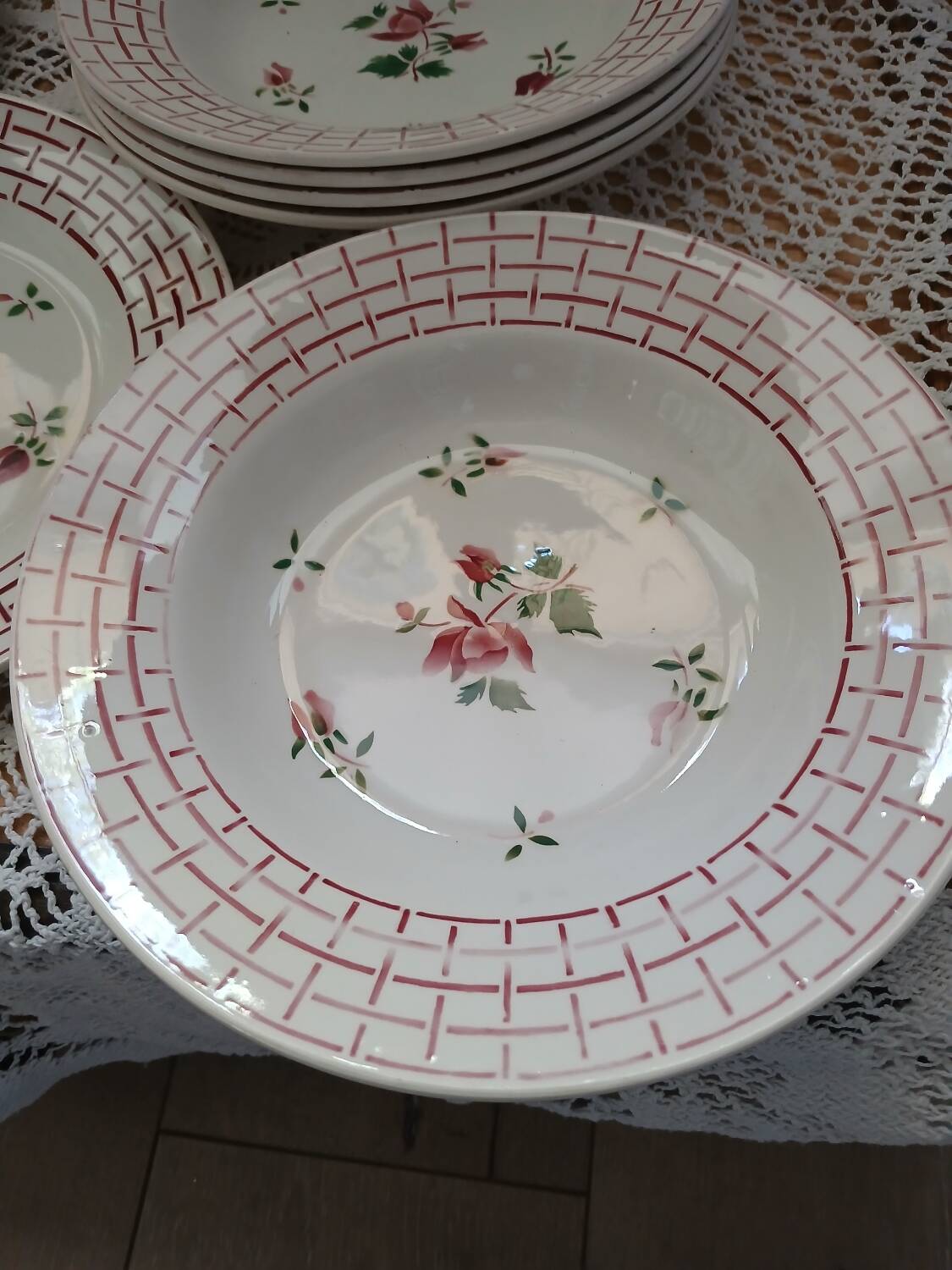 12 plates + 1 Digoin and Sarreguemines dish