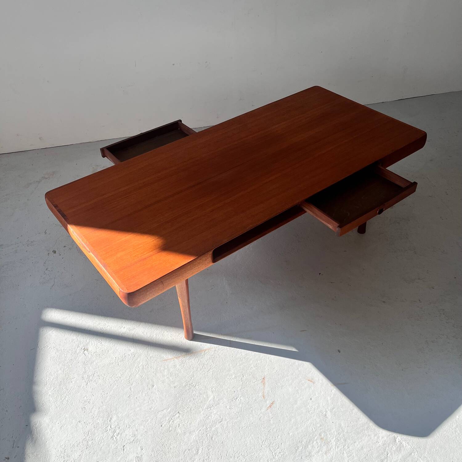 Table basse en teck par Karl Edvard Korseth, Norvège, années 1960