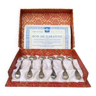 Set of 6 small silver metal teaspoons