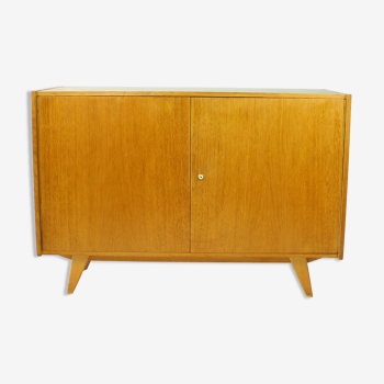 Buffet U 450 de Jiri Jiroutek , Interier Praha, Tchécoslovaquie années 1960