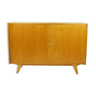 Buffet U 450 de Jiri Jiroutek , Interier Praha, Tchécoslovaquie années 1960