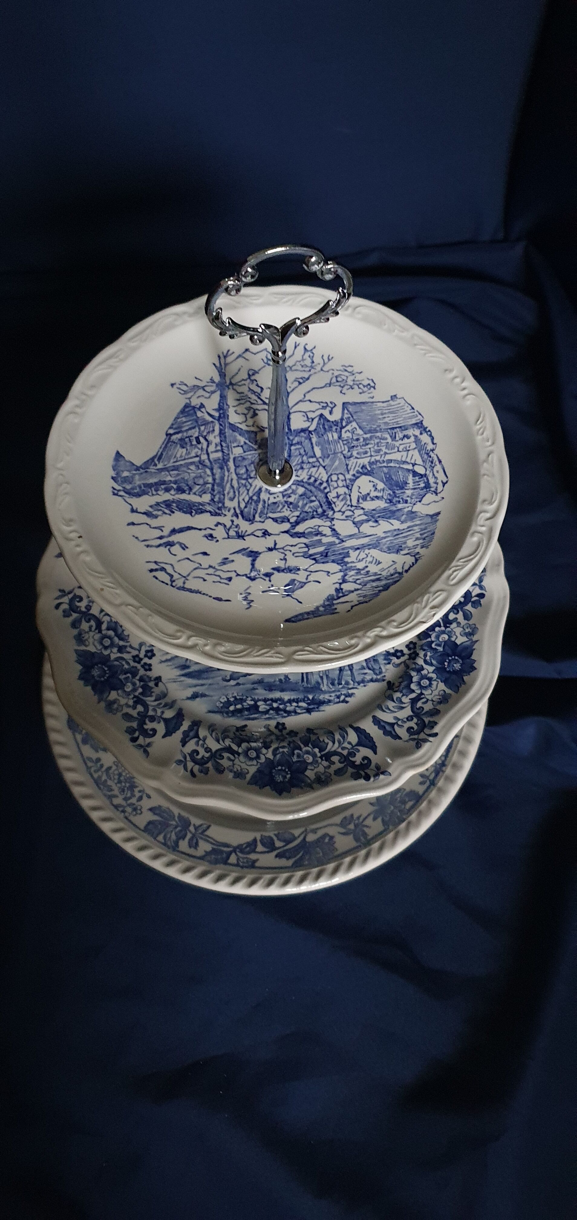 Aperitif fruit cake display