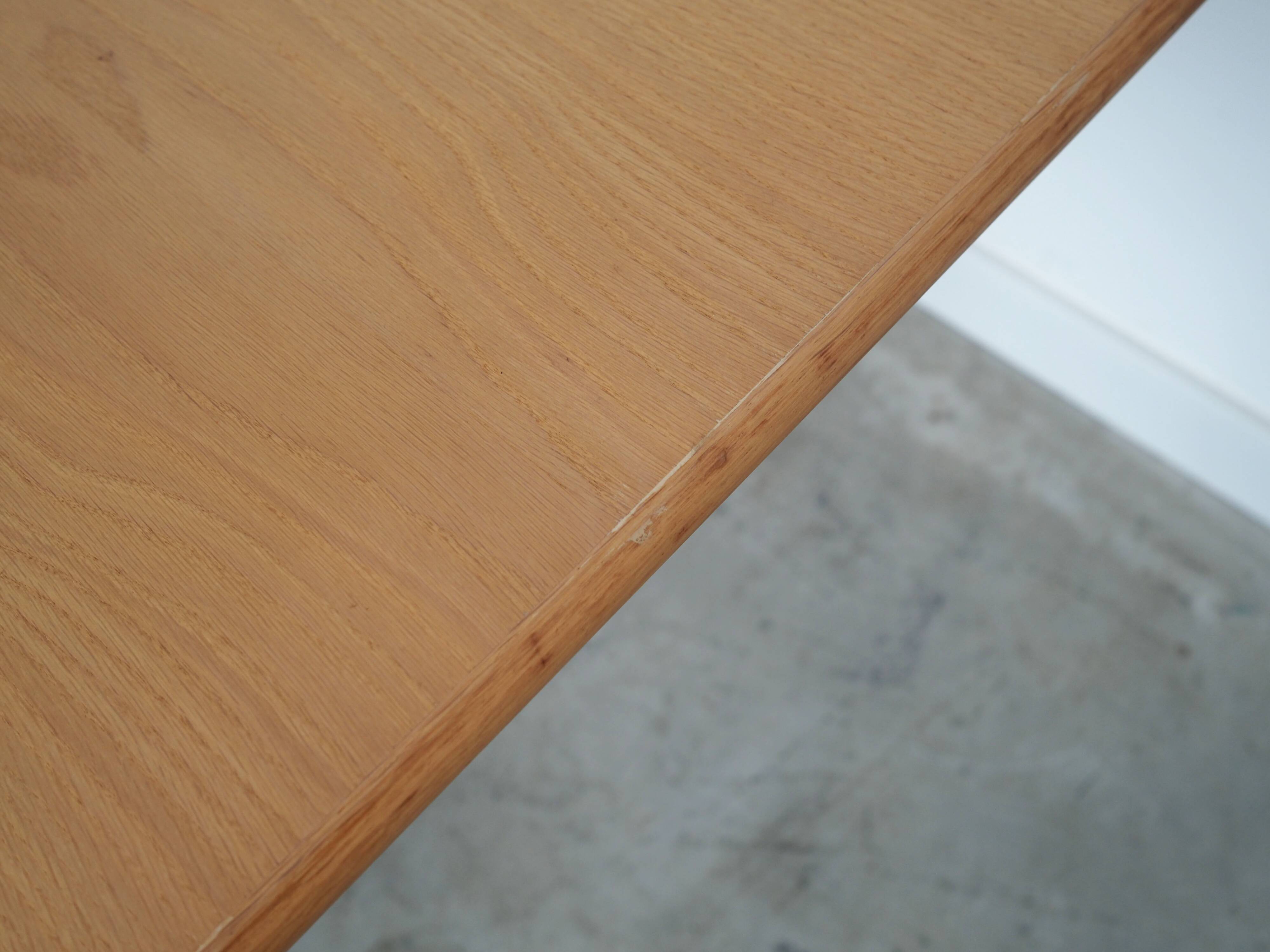 Ash table, Danish design, 1980s, production: Denmark