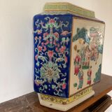Chinese hexagonal pot