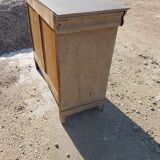 Skated dresser