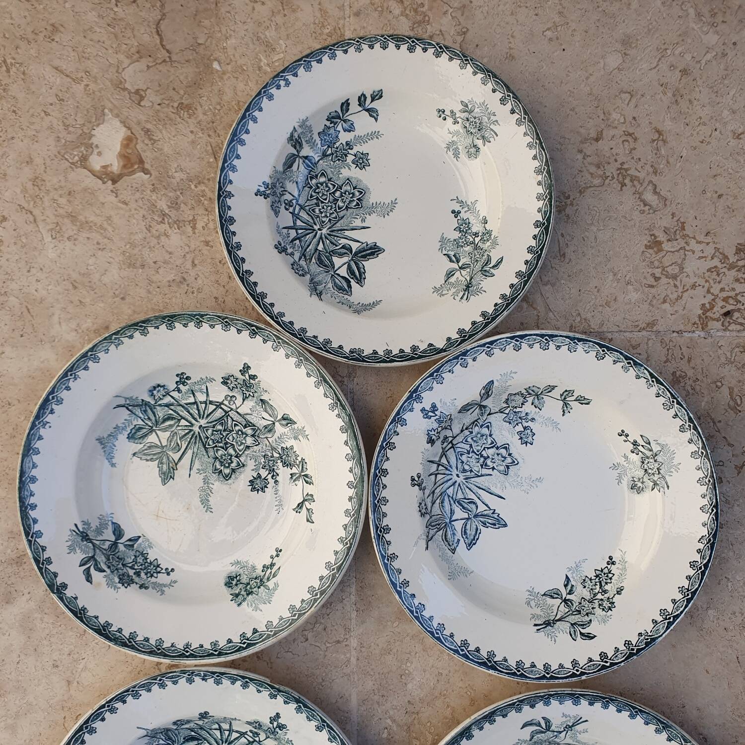6 Margot Terre de Fer soup plates