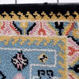 Tapis vintage français Savonnerie fait main en laine – 71 x 128 cm – 1960s