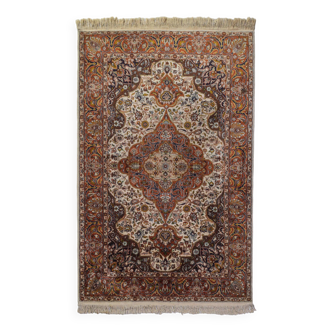 Tapis médaillon tissé à la main - avec des fleurs