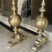Paire de chenets en laiton
