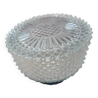 Vintage 20 cm sunflower glass ceiling light in very good condition.