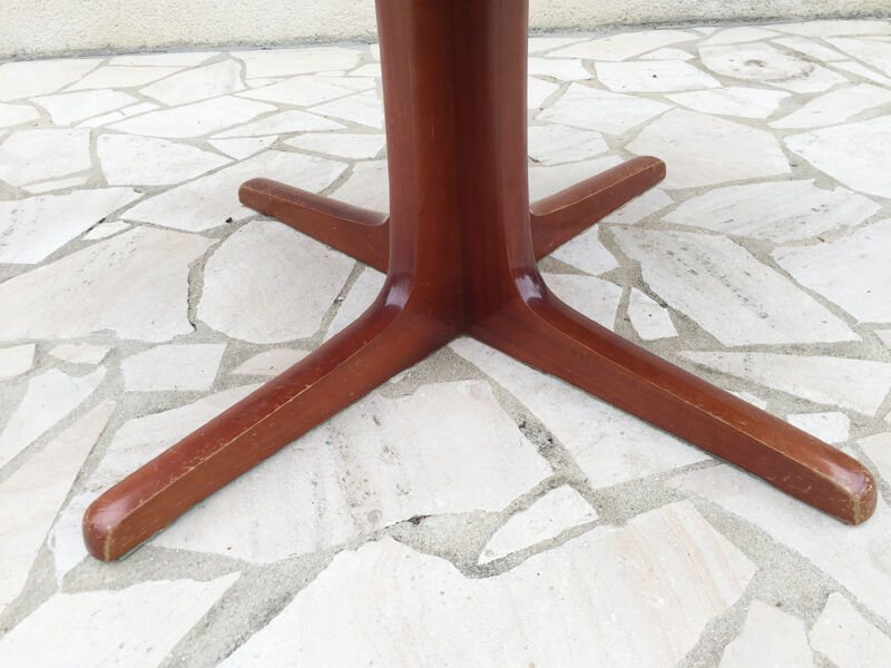 Table ronde scandinave 4 personne 1960