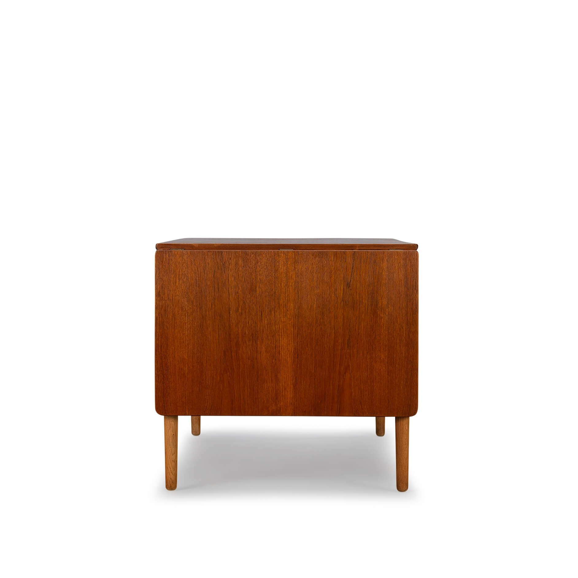 Design midcentury modern desk AT-305 by Hans J. Wegner for Andreas Tuck, 1950s