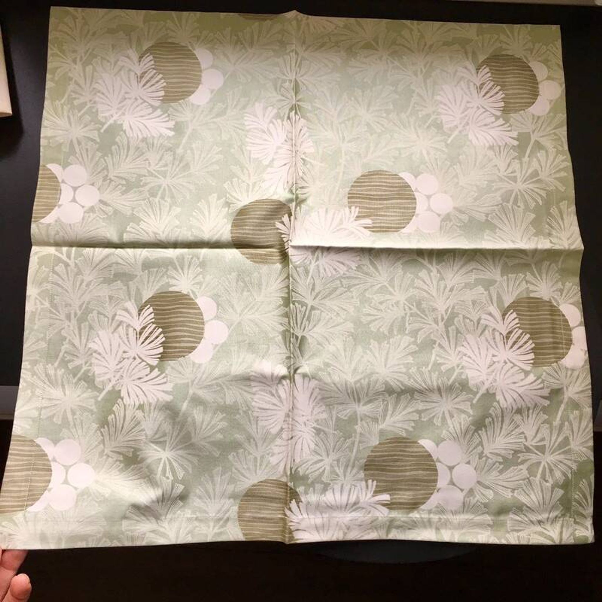 4 Christofle Palmier cotton satin napkins