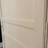 Parisian Bonnetiere wardrobe