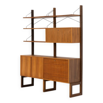 Meuble mural autoportant par Poul Cadovius